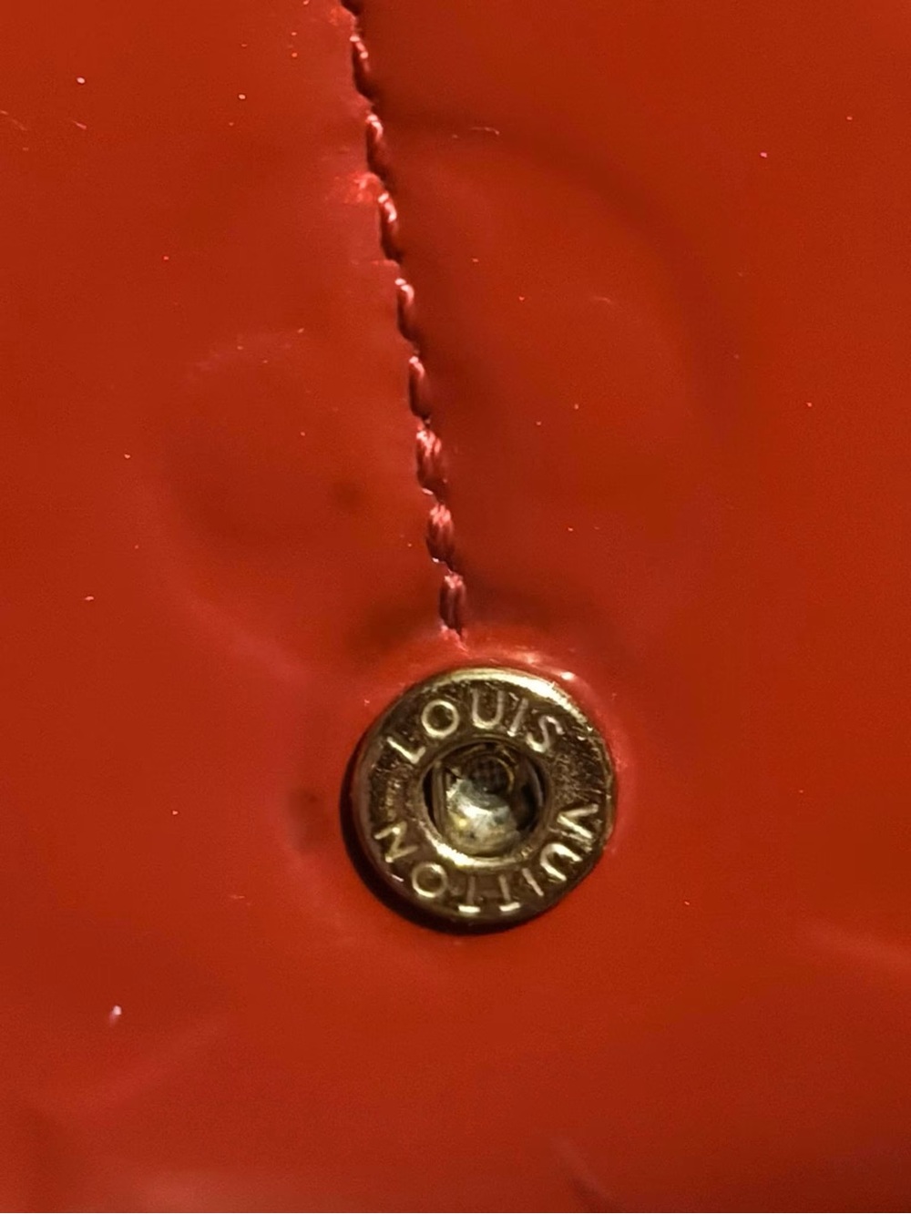 Louis Vuitton WOC - Picture 6 of 9